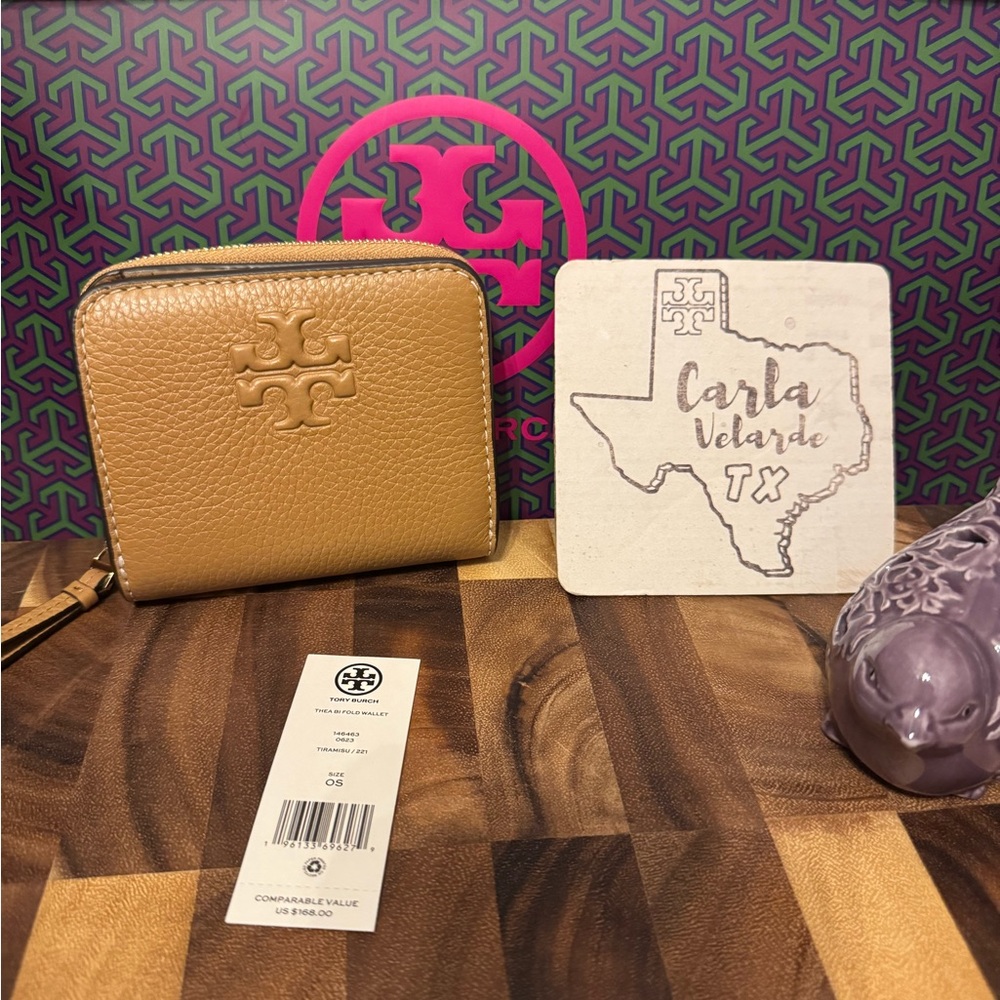 Tory Burch Thea bi fold wallet